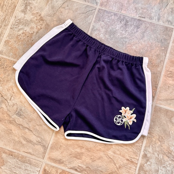 Guess Blue and White Athletic Shorts with Curved Hem & Floral appliqué L - Picture 1 of 6
